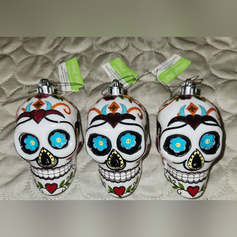 NWT* North Pole Trading Company Day of the Dead Sugar Skull Plastic Ornament Set